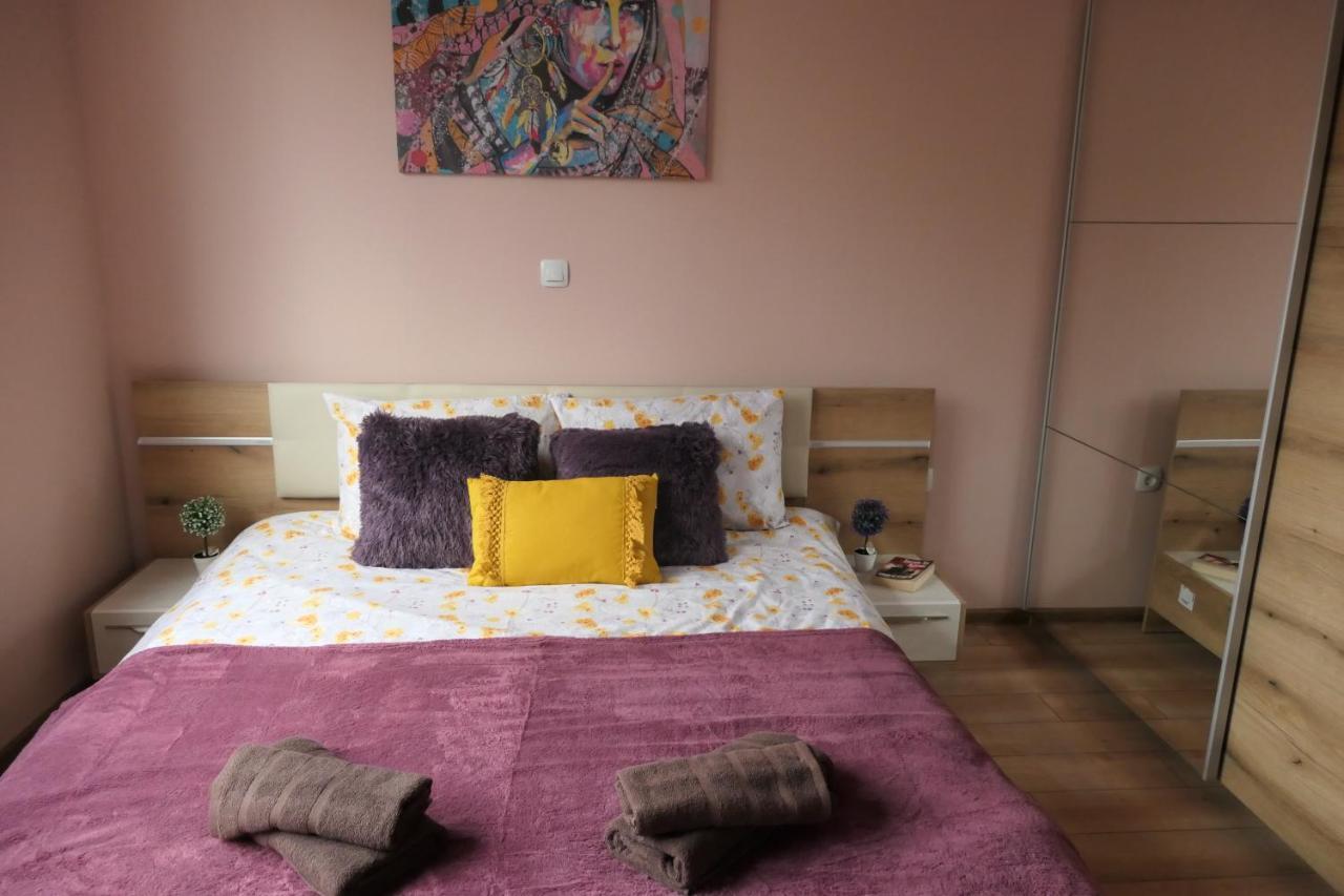 Nikol 2 Deluxe Lägenhet Velingrad Exteriör bild